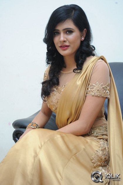 Diya-Nikolas-at-Yamaleela-2-Movie-Audio-Launch